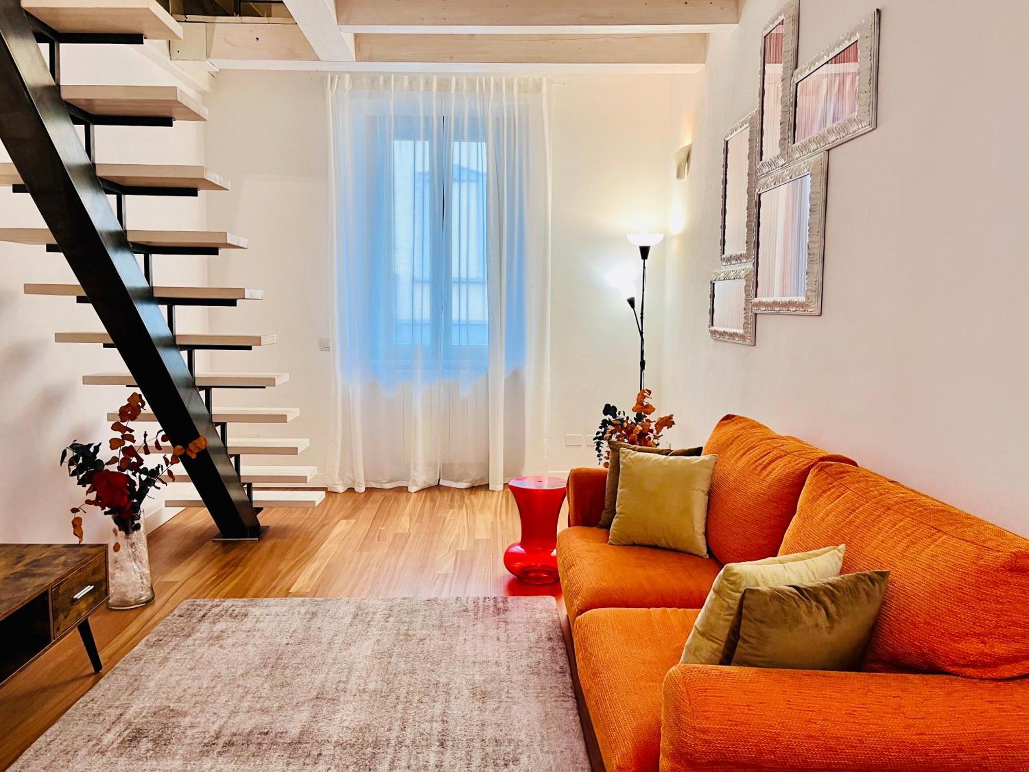 Riverside Loft Navigli - Spacious Two-Bedroom Apartment Milan Exterior photo
