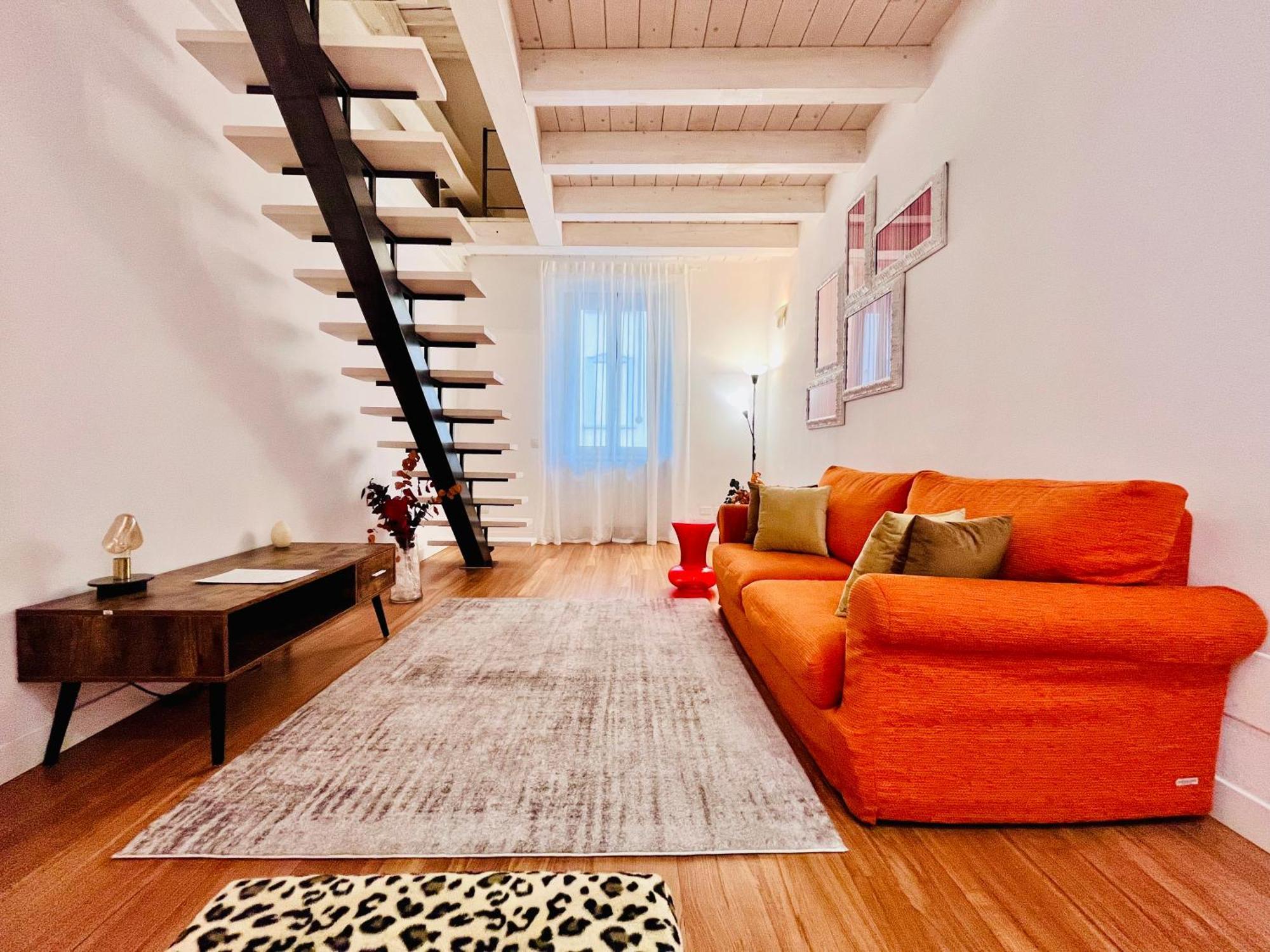Riverside Loft Navigli - Spacious Two-Bedroom Apartment Milan Exterior photo